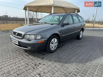 Авто Volvo V40 2004 № 7501154