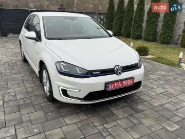 Авто Volkswagen E-Golf 2015 № 7501217