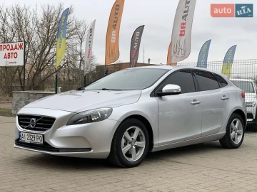 Авто Volvo V40 2014 № 7501253