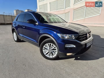 Авто Volkswagen T-Roc 2019 № 7501330