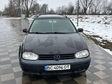 Авто Volkswagen Golf 2001 № 7501388