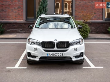 Авто BMW X5 2015 № 7502085