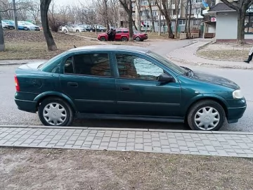 Авто Opel Astra 2004 № 7502151