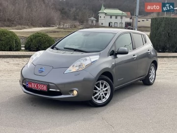 Авто Nissan Leaf 2015 № 7502986