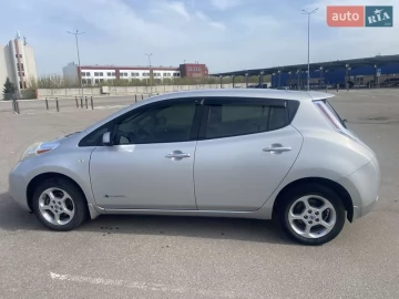 Авто Nissan Leaf 2012 № 7503270