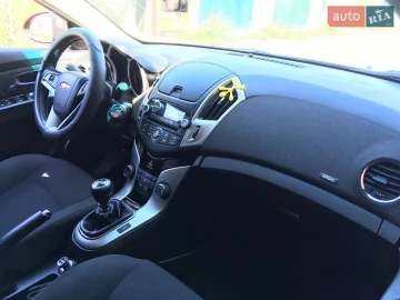 Авто Chevrolet Cruze 2016 № 7503319
