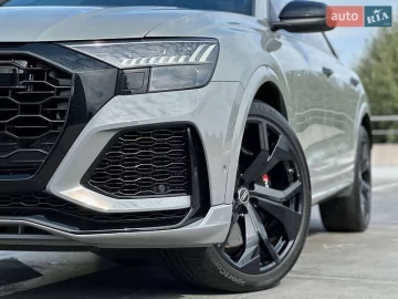 Авто Audi Rs Q8 2021 № 7503430