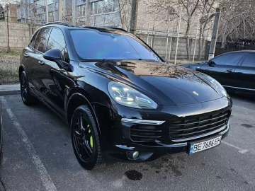 Авто Porsche Cayenne 2016 № 7503950