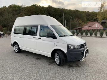 Авто Volkswagen Transporter 2010 № 7504037