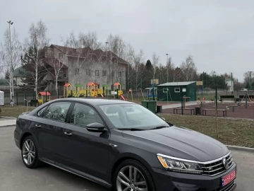 Авто Volkswagen Passat 2017 № 7504263