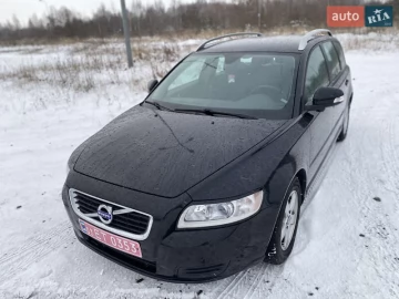 Авто Volvo V50 2011 № 7504400