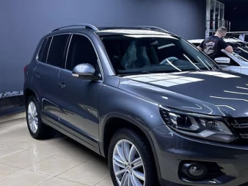 Авто Volkswagen Tiguan 2015 № 7504697