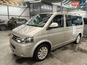 Авто Volkswagen Multivan 2012 № 7505027
