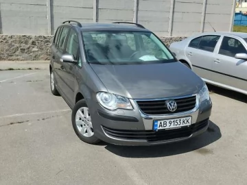 Авто Volkswagen Touran 2007 № 7505529