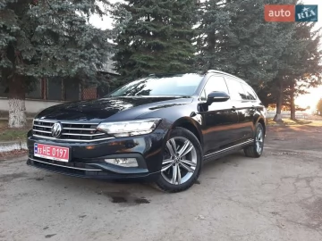 Авто Volkswagen Passat 2021 № 7506102