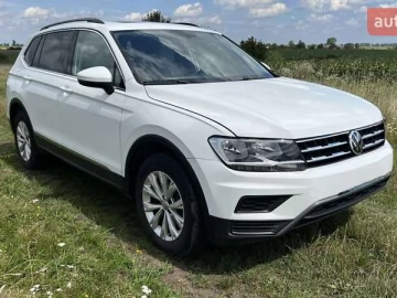 Авто Volkswagen Tiguan 2018 № 7506123