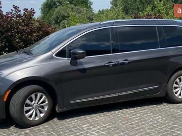 Авто Chrysler Pacifica 2018 № 7506129