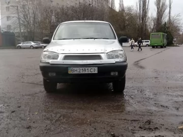 Авто Chevrolet Niva 2005 № 7506235