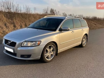 Авто Volvo V50 2008 № 7506484