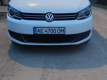 Авто Volkswagen Touran 2010 № 7506510