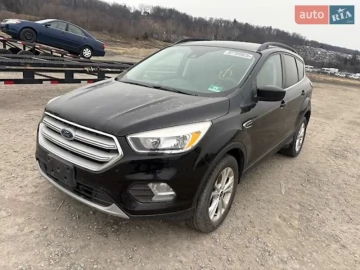 Авто Ford Escape 2018 № 7506596