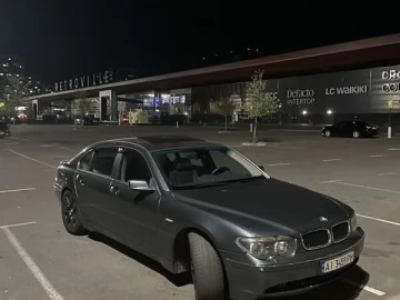 Авто BMW 7 Series 2002 № 7506771