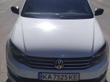 Авто Volkswagen Polo 2019 № 7506913