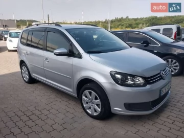 Авто Volkswagen Touran 2011 № 7506934