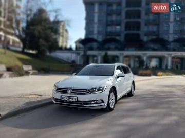 Авто Volkswagen Passat 2018 № 7507045