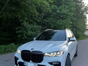Авто BMW X7 2021 № 7507052