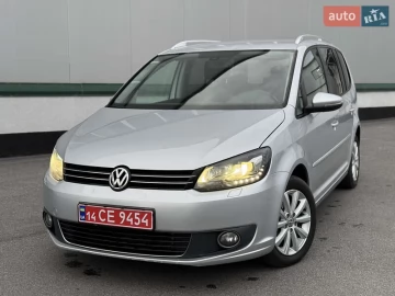 Авто Volkswagen Touran 2013 № 7507200