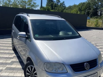 Авто Volkswagen Touran 2004 № 7507854