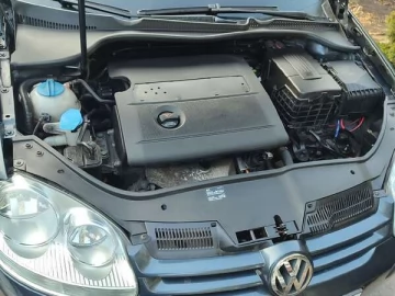 Авто Volkswagen Golf 2004 № 7507862