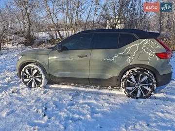 Авто Volvo Xc40 2021 № 7508187