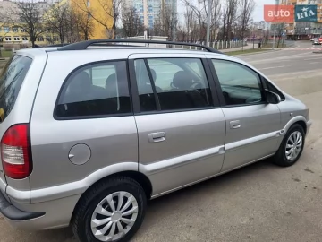 Авто Opel Zafira 2004 № 7508240