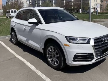 Авто Audi Q5 2018 № 7508434