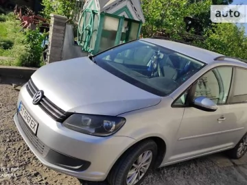 Авто Volkswagen Touran 2013 № 7508583