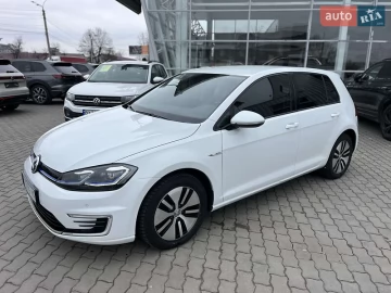 Авто Volkswagen E-Golf 2018 № 7508598