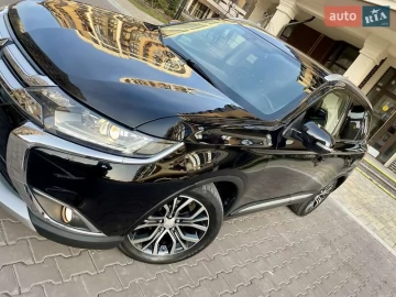 Авто Mitsubishi Outlander 2016 № 7508681
