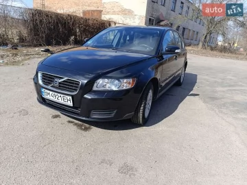 Авто Volvo V50 2009 № 7509399