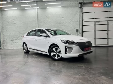 Авто Hyundai Ioniq 2017 № 7509448