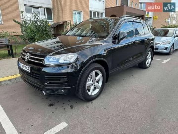 Авто Volkswagen Touareg 2012 № 7509568