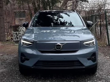 Авто Volvo Xc40 2022 № 7509607