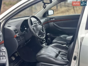 Авто Toyota Avensis 2004 № 7509679