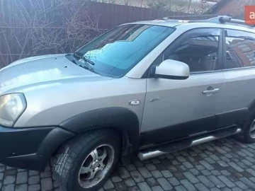 Авто Hyundai Tucson 2006 № 7510039