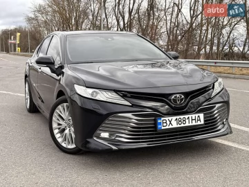 Авто Toyota Camry 2018 № 7511360