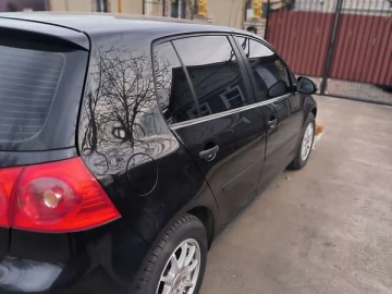 Авто Volkswagen Golf 2004 № 7511506