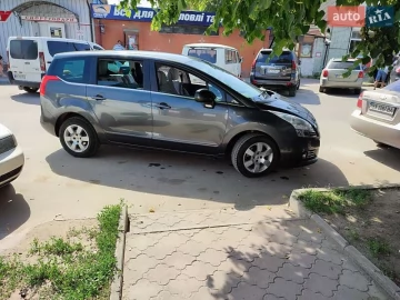 Авто Peugeot 5008 2013 № 7512073