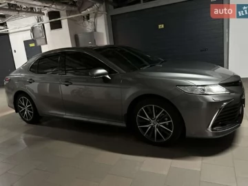 Авто Toyota Camry 2021 № 7512265