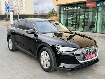 Авто Audi E-Tron 2023 № 7512438